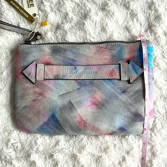 NWT Genuine Leather Aimee Kestenberg Wristlet - Picture 5 of 9